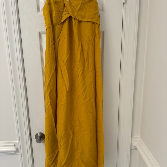 Twisted Front Maxi Dress - Picture 4 of 4
